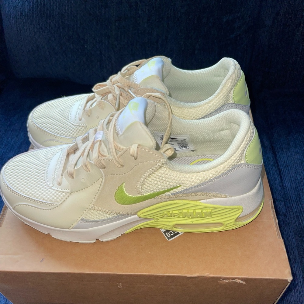 Nike Women's Pastel Yellow Sneakers